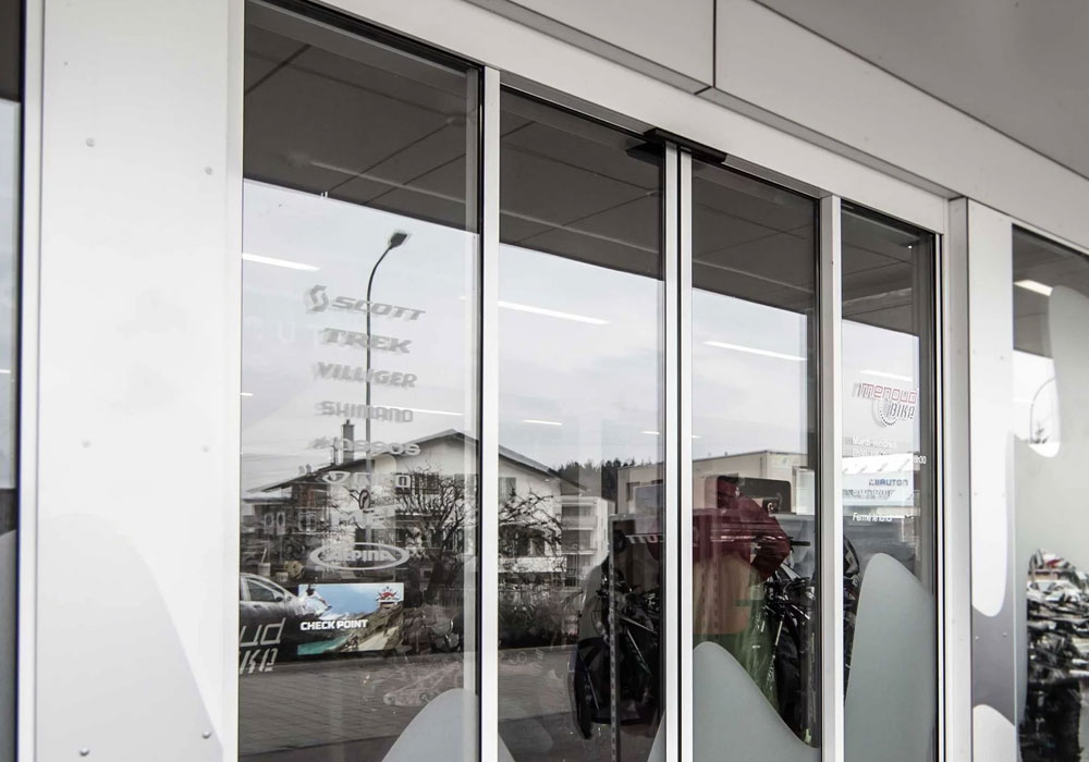 Αυτόματες Γυάλινες Συρόμενες Πόρτες