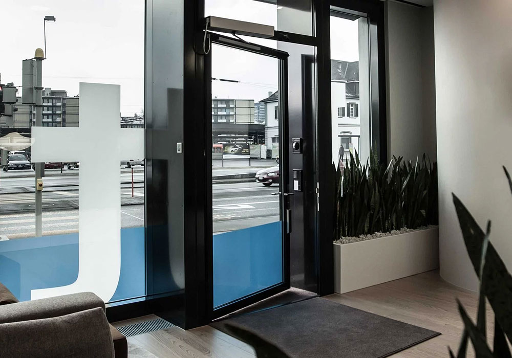 Αυτόματες Ανοιγόμενες Πόρτες